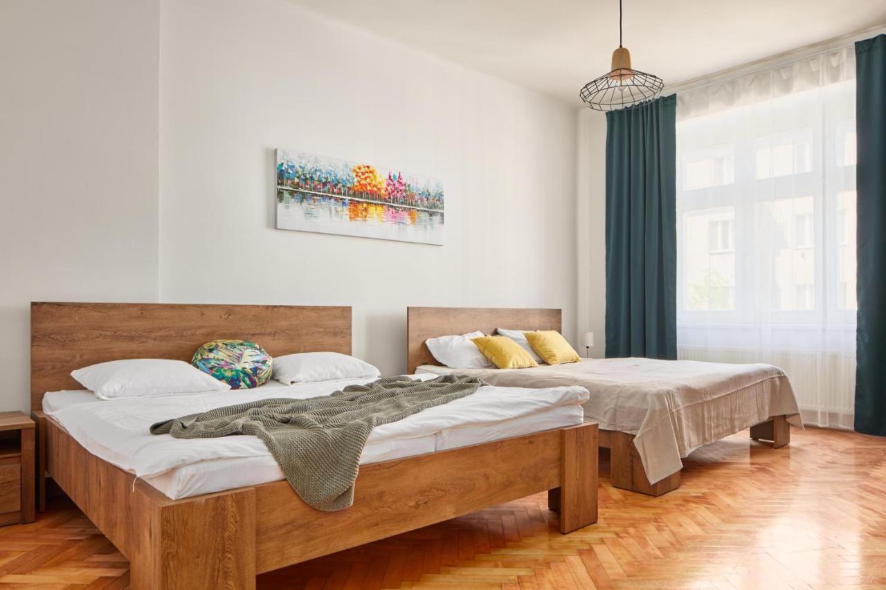 Days - Spacious 3bdr - Trendy Neighbourhood Apartamento *